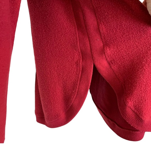Kismet SO SOFT RED LONG SLEEVE SWEATER SIZE MEDIUM - Picture 6 of 6